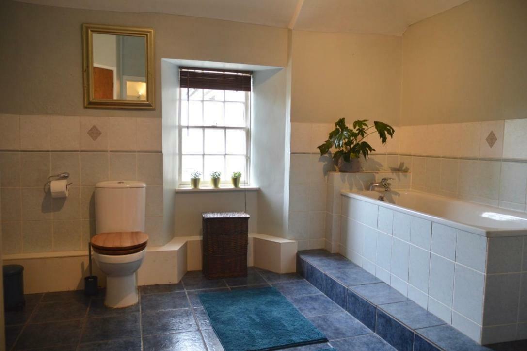 John Buchan House, Peebles Extérieur photo